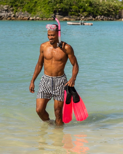 Activities at The Hamilton Princess - snorkeling at the Beach Club